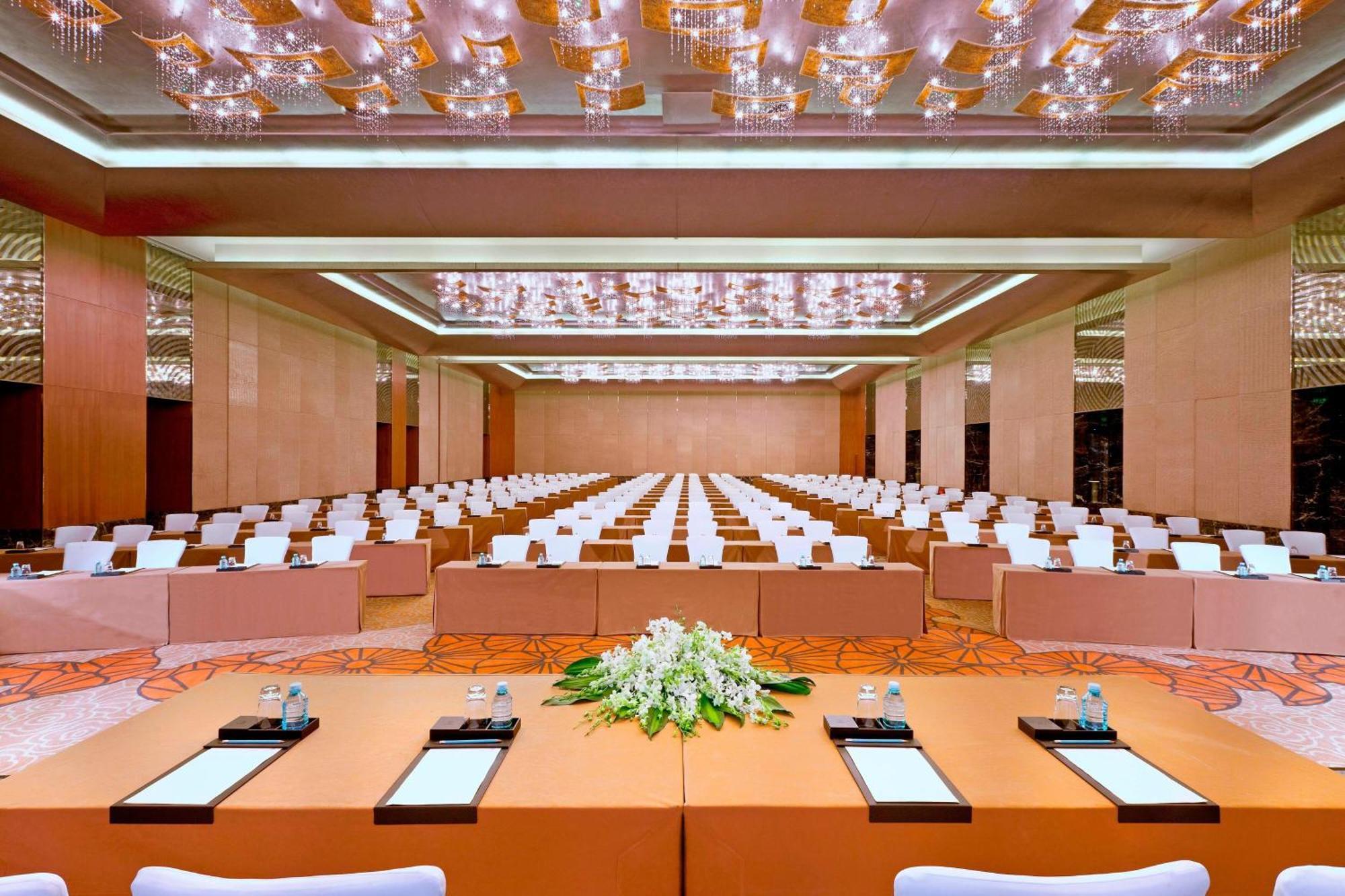 Sheraton Grand Beijing Dongcheng Hotel Exterior foto